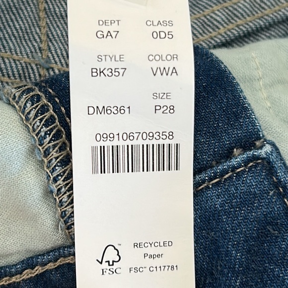 J. crew 90s Wide-Leg Jean sz. 28P NWT - Picture 7 of 10